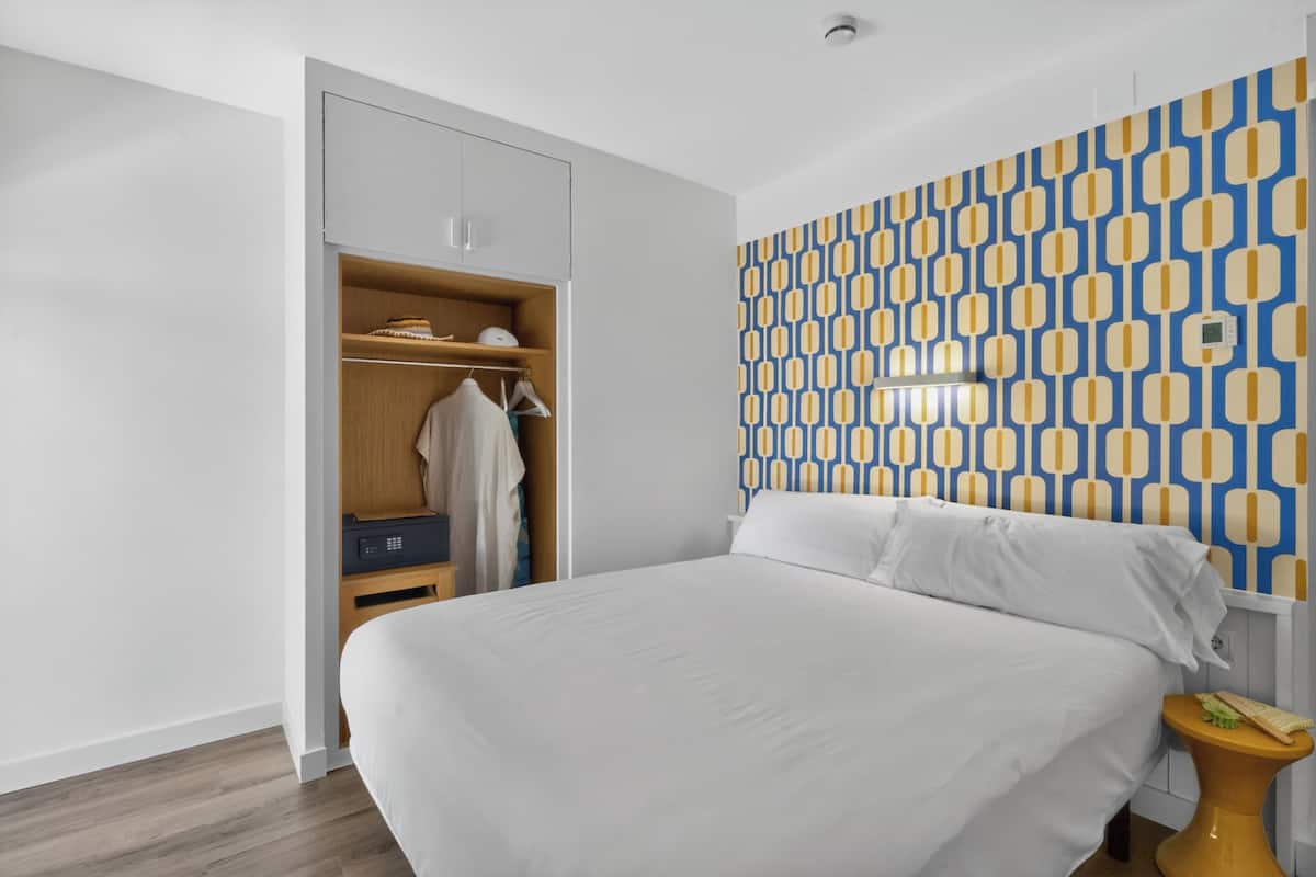 Superior Double or Twin Room | In-room safe, desk, free WiFi