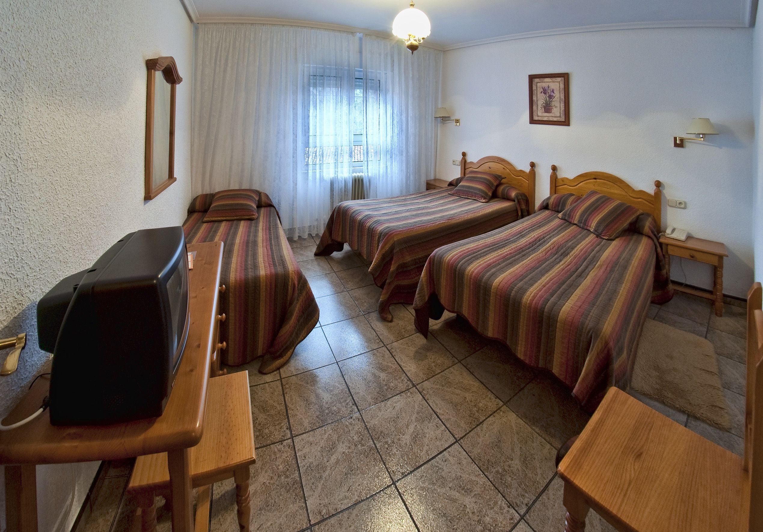 Photo - Tierra de la Reina