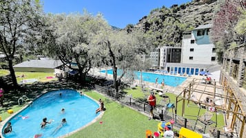 Alberca al aire libre por temporada