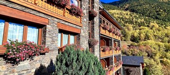 Hotel & SPA Bringué