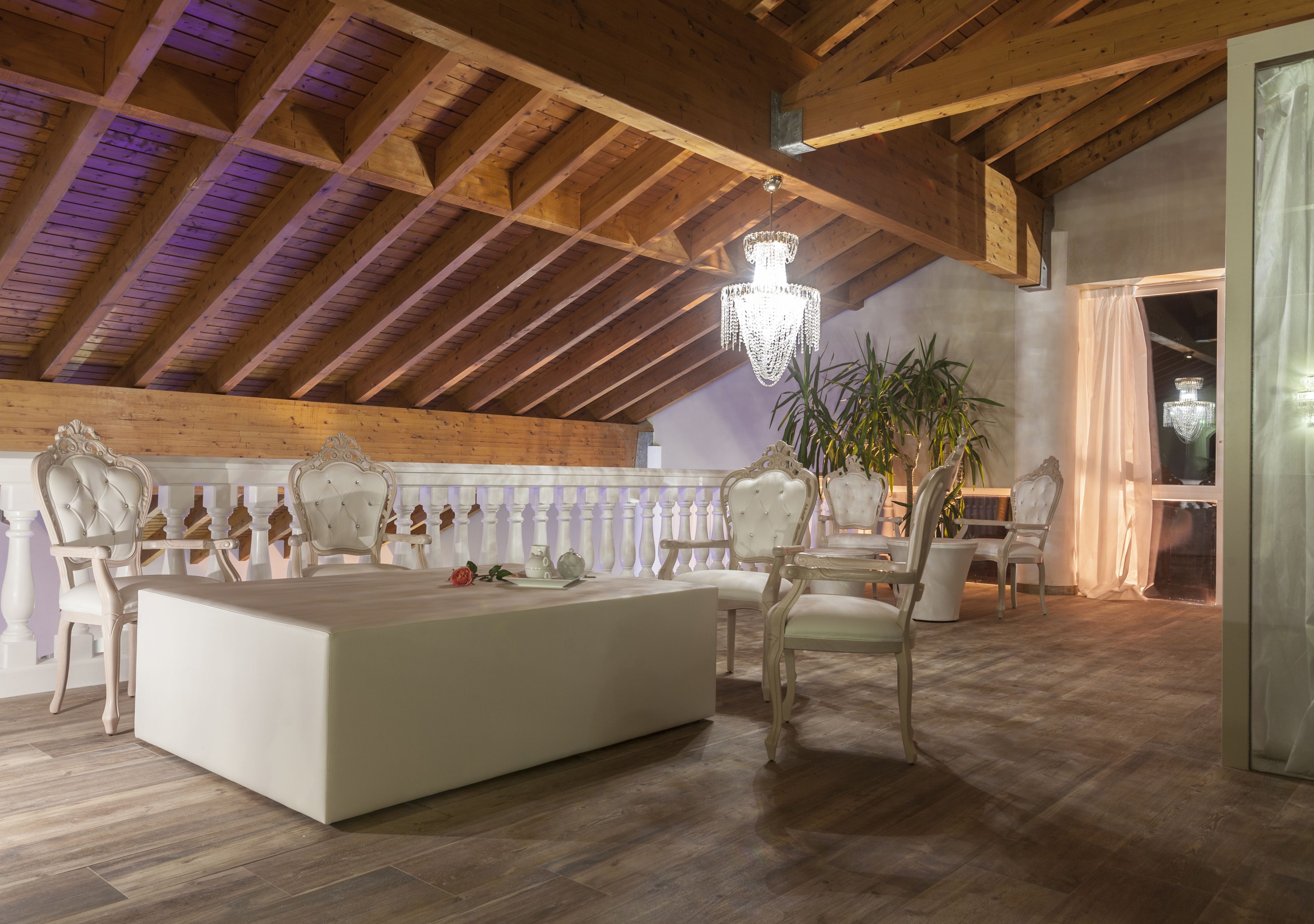 couples treatment room(s), sauna, hot tub, steam room