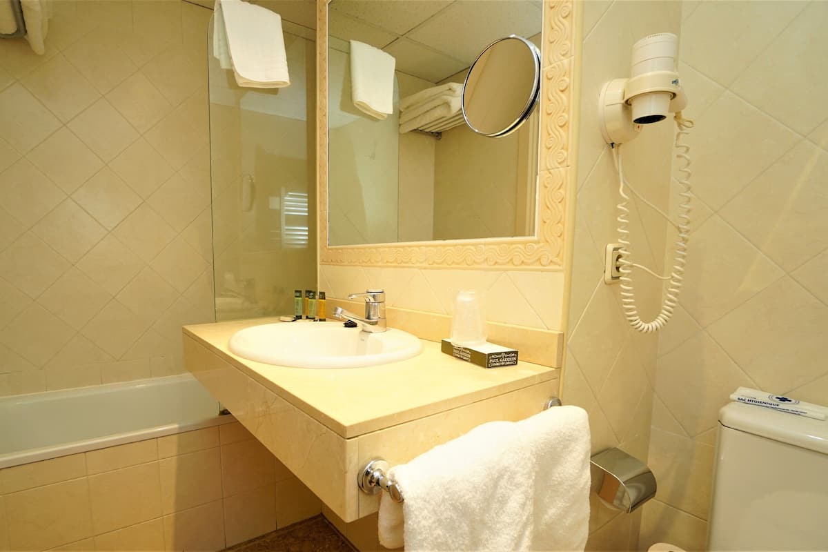 free toiletries, hair dryer, towels