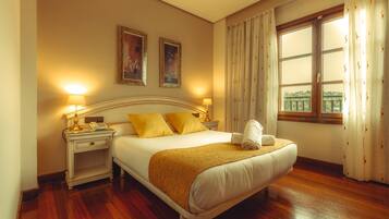 Habitación básica doble | Escritorio, cortinas opacas, sistema de insonorización y wifi gratis