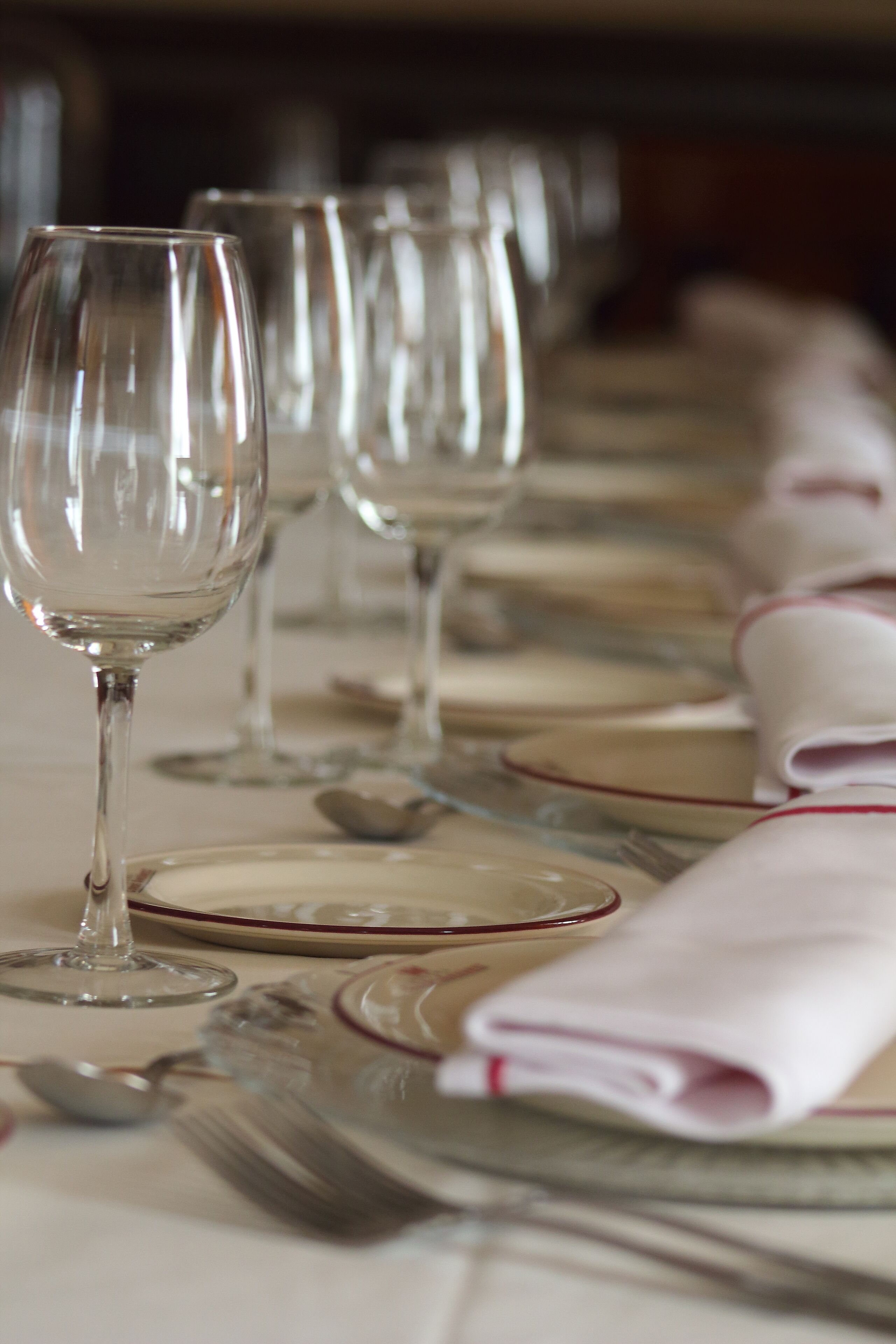 lunch and dinner served