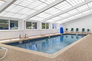 Indoor pool, seasonal outdoor pool - Juniper Hill Inn (Ogunquit)