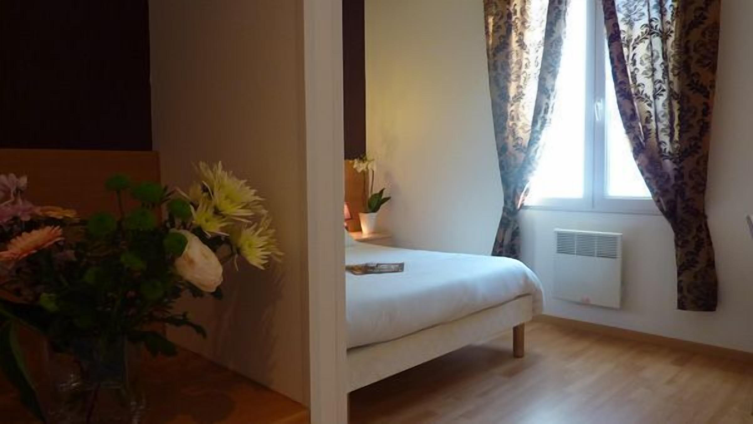 Photo - Hôtel Du Midi