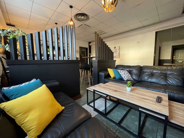 Lobby - Kyriad Direct Dijon Nord - Zenith - Toison D'Or (Dijon)