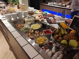 Daily buffet breakfast (EUR 17 per person)