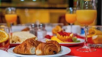 Daily buffet breakfast (EUR 14 per person)
