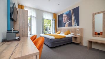 Premium Twin Room | In-room safe, desk, laptop workspace, blackout curtains