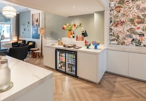 Lobby-Lounge