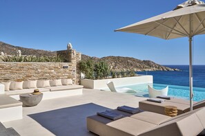 Grand-Suite, 3 Schlafzimmer, eigener Pool | 1 Schlafzimmer, hochwertige Bettwaren, Minibar, Zimmersafe