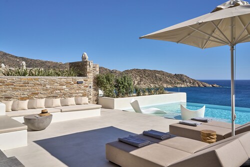 Ios Palace Hotel & Spa