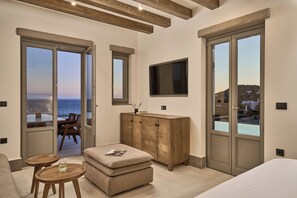 View from room - Ios Palace Hotel & Spa (Ios)