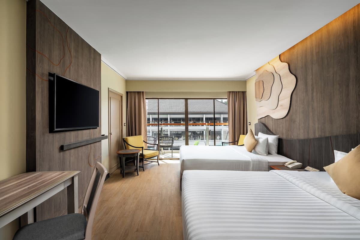 Minibar, coffres-forts dans les chambres, bureau, Wi-Fi gratuit