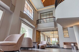 2 bares, bar junto a la piscina, bar en la playa