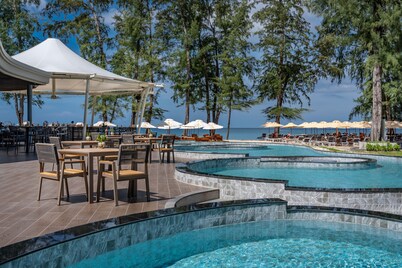 Amora Beach Resort Phuket