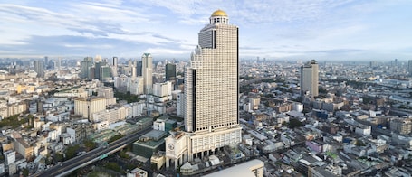 Exterior. lebua at State Tower