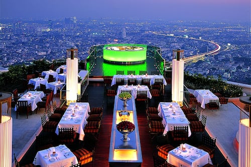 5 restaurants, dinner served, French cuisine