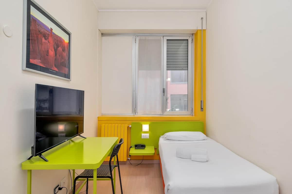 Standard Single Room (Happy) | Down duvets, in-room safe, free WiFi, bed sheets