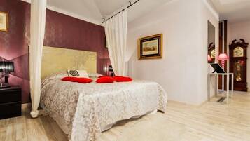 Habitación individual | Escritorio, cortinas opacas, cunas gratuitas y camas supletorias