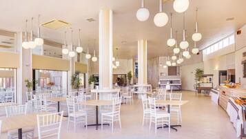 Breakfast, lunch and dinner served