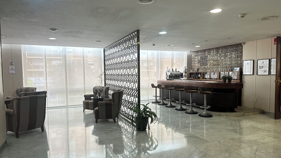 Hotel Mir Octavio