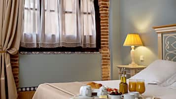 Literie de qualité supérieure, couette en duvet d'oie, minibar