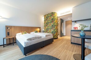 Standard Double or Twin Room | Hypo-allergenic bedding, minibar, in-room safe, laptop workspace - Amadeo Hotel Schaffenrath (Salzburg)
