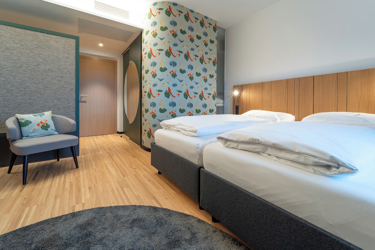 Standard Single Room | Hypo-allergenic bedding, minibar, in-room safe, laptop workspace