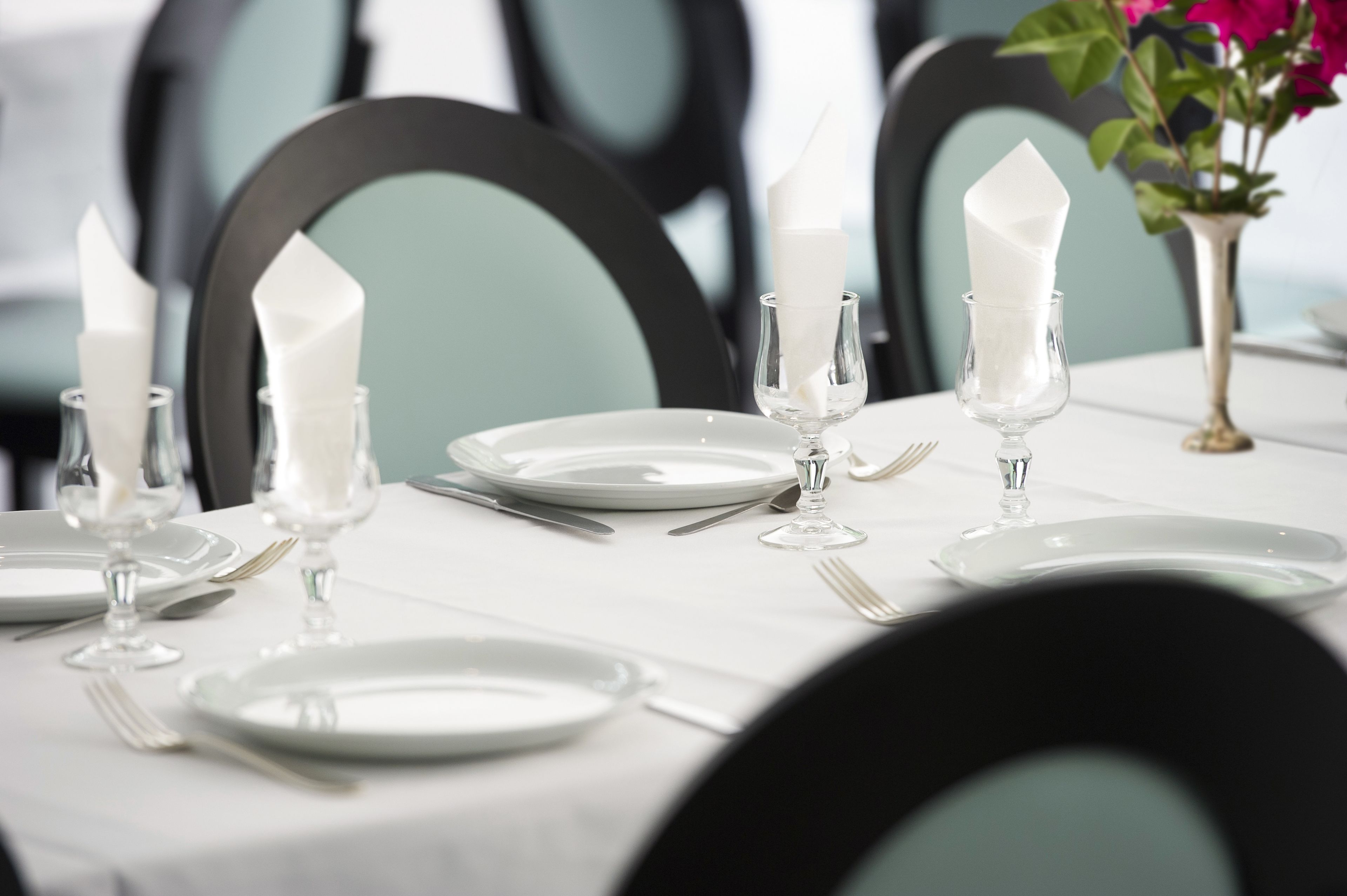 breakfast, lunch, dinner served; regional cuisine