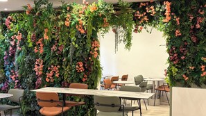 Colchones viscoelásticos, minibar, decoración individual