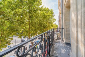 Colchones viscoelásticos, minibar, decoración individual