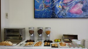 Daily buffet breakfast for a fee - Hotel Vigo Plaza (Vigo)