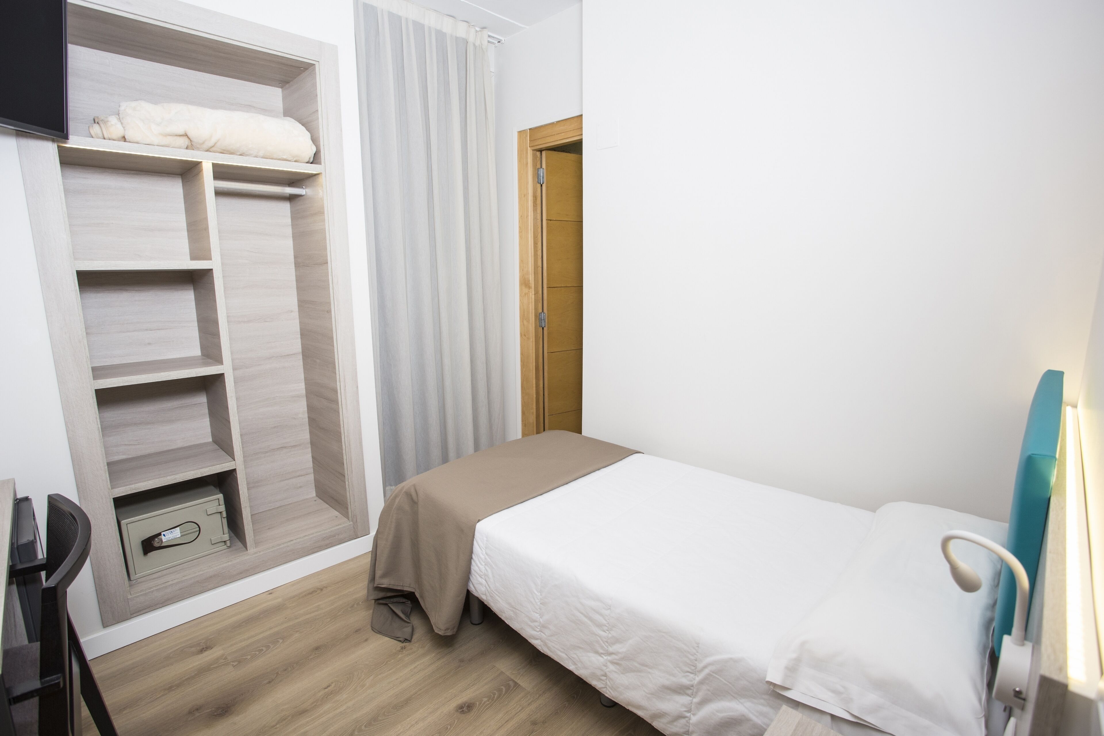 Memory foam beds, minibar, in-room safe, desk