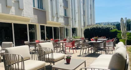 Brit Hotel Bordeaux Aéroport - Le Soretel