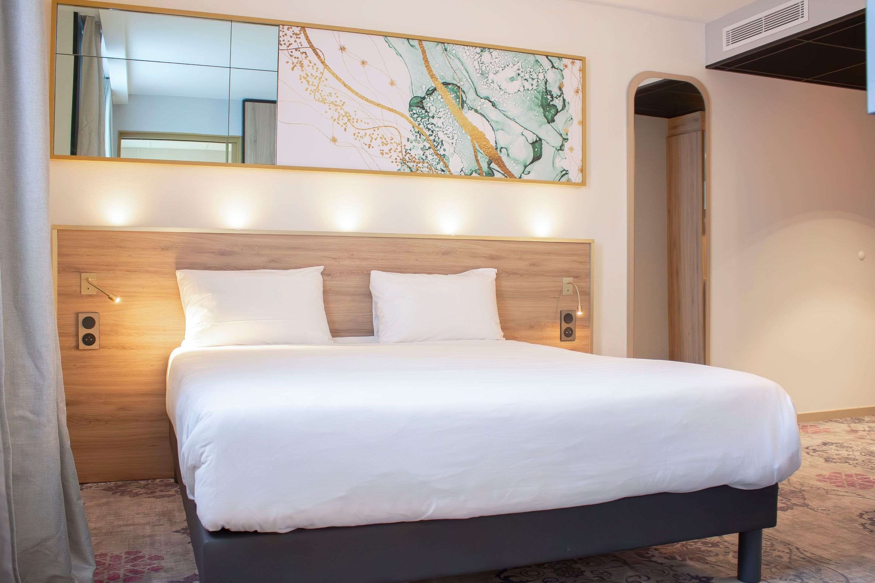 standard room, 1 double bed | 1 bedroom, premium bedding, desk, laptop workspace