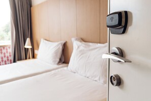 ห้องซูพีเรียทวิน | ผ้าม่านกันแสง, ห้องเก็บเสียง, เตารีด/โต๊ะรีดผ้า, Wi-Fi ฟรี