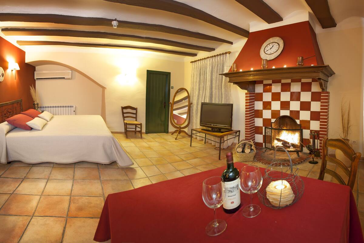 Junior Suite, Fireplace | Blackout curtains, free cots/infant beds, rollaway beds, free WiFi