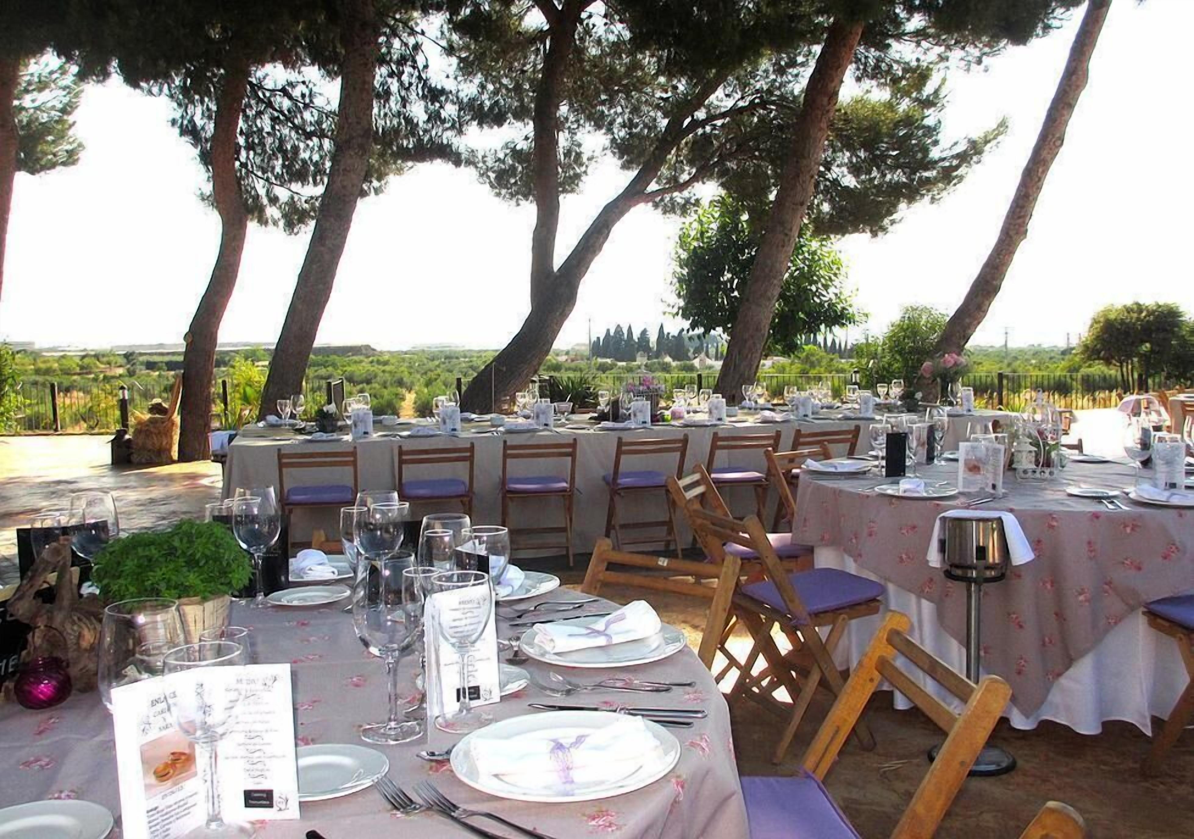 outdoor banquet area