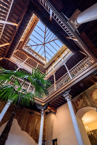 Palacio de Santa Inés hotel