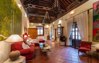 套房 | 迷你吧、客房内保险箱、特色装修、办公桌