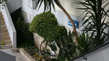 住宿地面