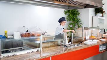 Desayuno estilo bufé