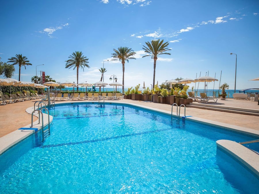 Outdoor pool, pool umbrellas, pool loungers