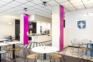 Daily buffet breakfast (EUR 9.5 per person)