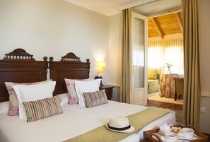 Double Room (lounge)