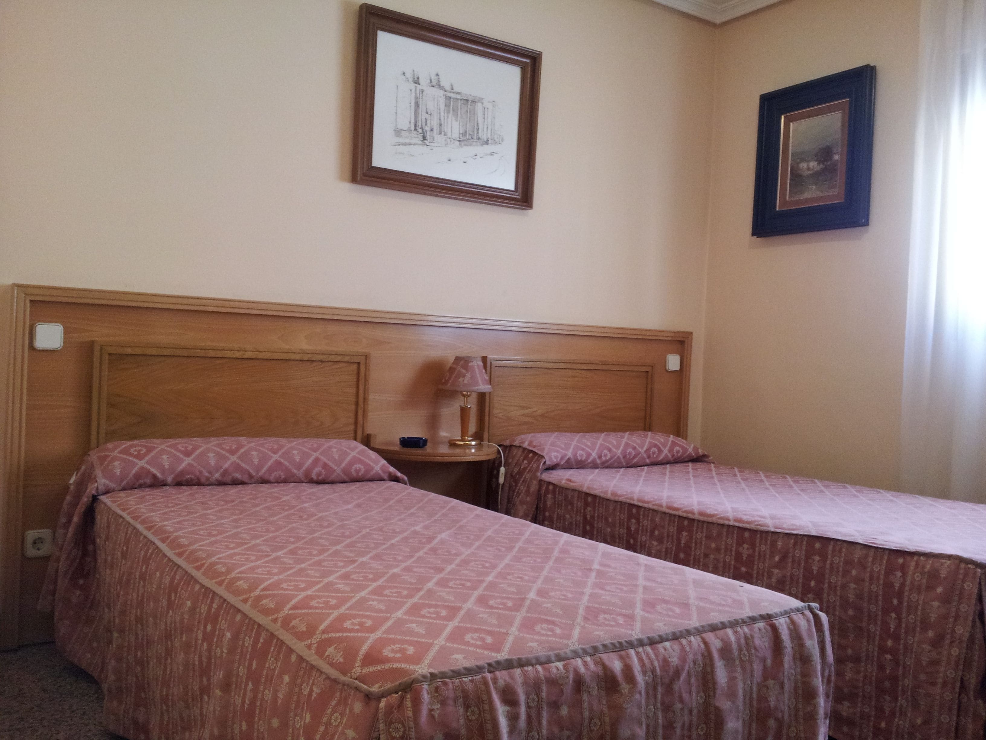 Foto - Hostal Juan XXIII