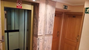 Uklassifisert bilde, 5 av 26, knapp