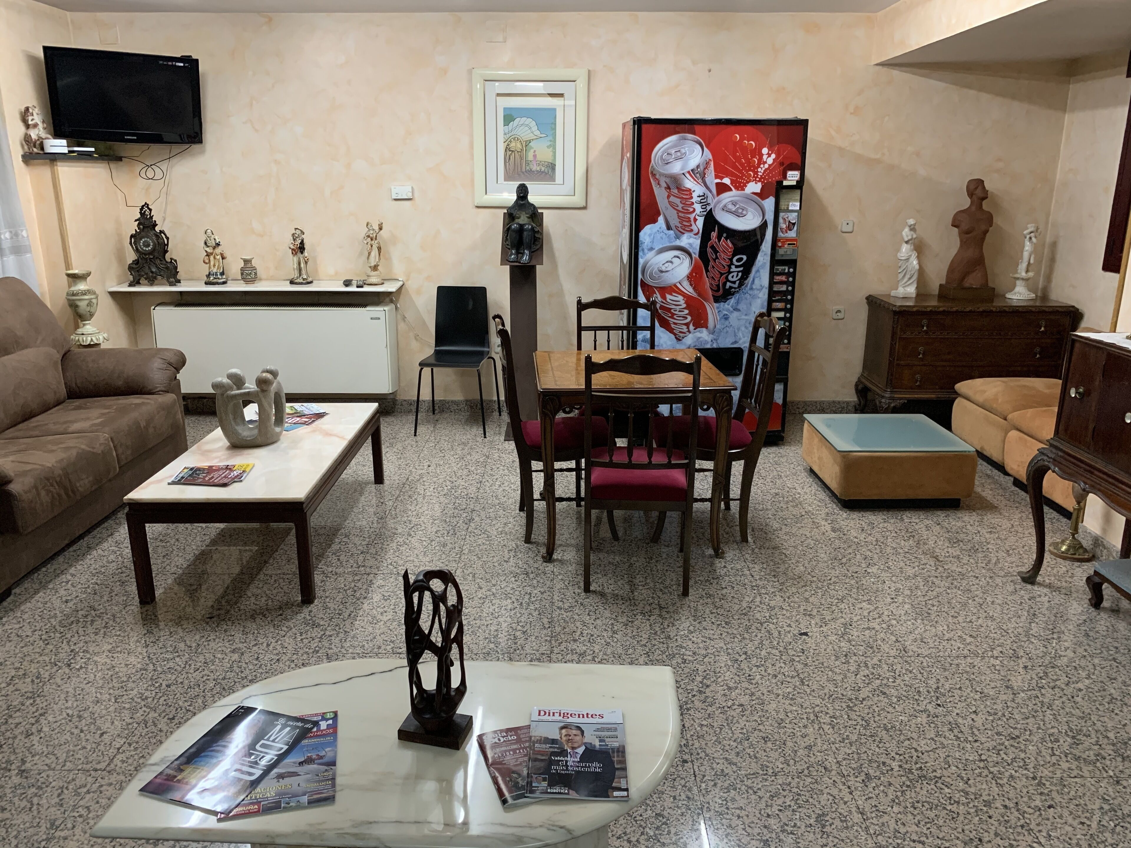 Foto - Hostal Juan XXIII